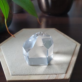 Clear Quartz point nr 2|AA quality|45 x 40 x 25 mm