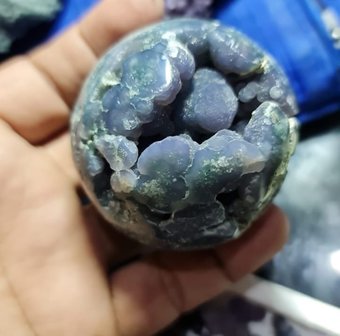 Druif Agaat Bol|Edelsteenbol|A-Kwaliteit|Grape Agate|Medium 5-6cm