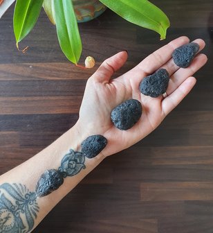 Agni Manitite|Pseudo Tektite|Pearl of Fire gemstone|Medium 3-5cm