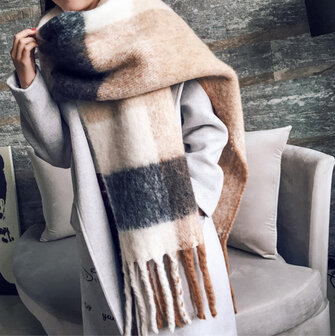 Warme damessjaal Winter Time beige