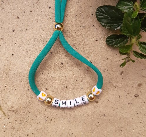 Turquoise letterarmband Smile