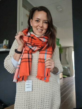 Zachte damessjaal Cute Checks|Oranje geruit geblokt|Wintersjaal